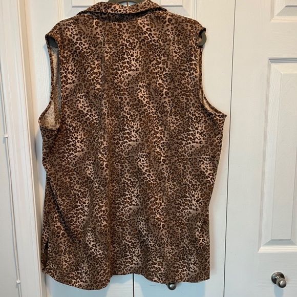 Tan Jay size 18 vest - Picture 9 of 15